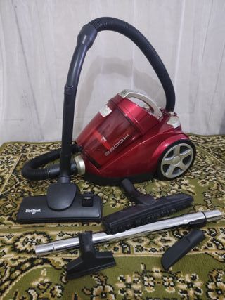 Aspiradora Dirt Devil Centec 2300W