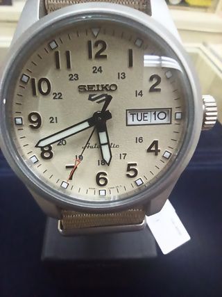 Reloj Seiko 5 Automático OTAN Beige