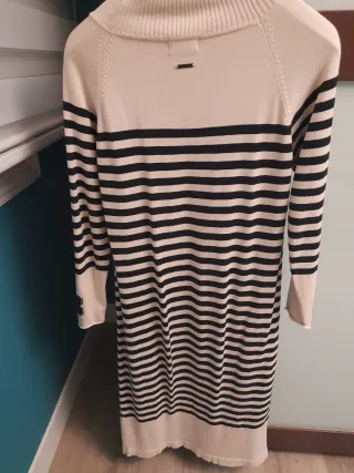 Vestido de punto rayas beige y negro