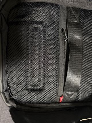 Mochila Antirrobo Impermeable Reflectante