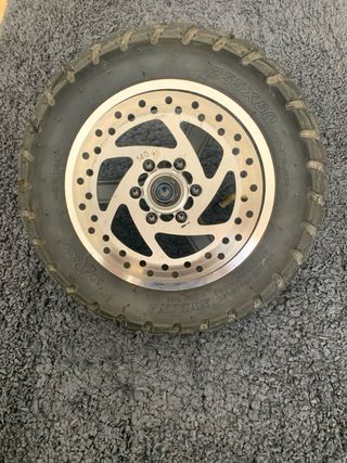 Rueda 10 pulgadas + disco de freno