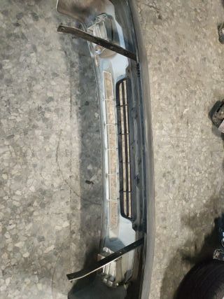 PARAGOLPES DELANTERO PEUGEOT 205