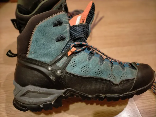 Botas de montaña Salewa alpi trainer 2