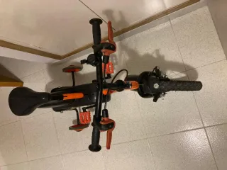 Bicicleta infantil naranja