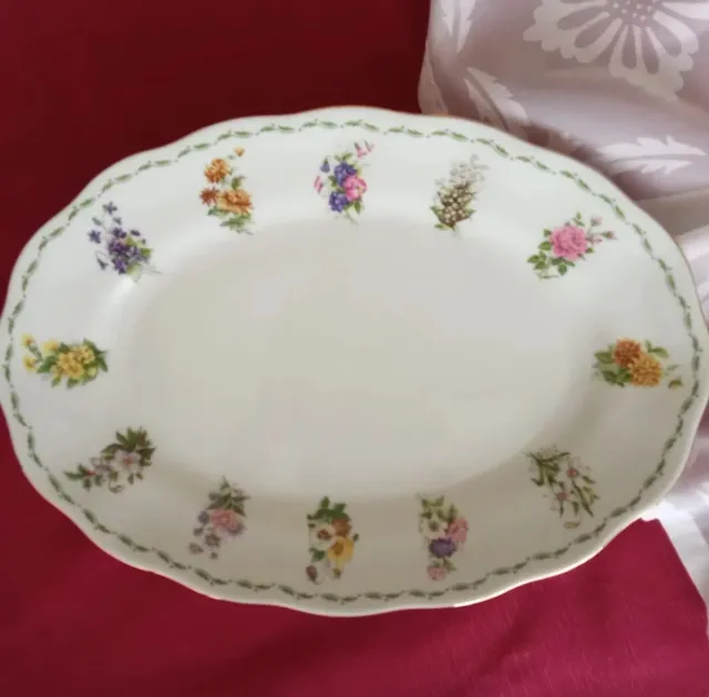 Colección Flores del Mes Porcelana