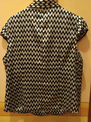 Blusa Festa Talla L Lunares Blanco y Negro