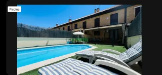 Cuidado de mascotas en ambiente familiar.