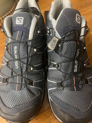 Zapatillas Salomon Montaña Talla 36