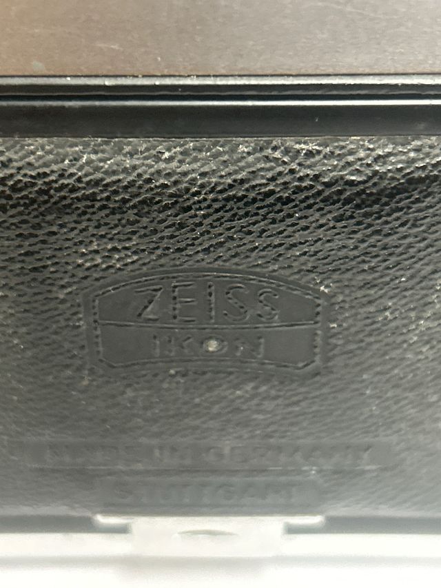  Zeiss IKON modello CONTESSA