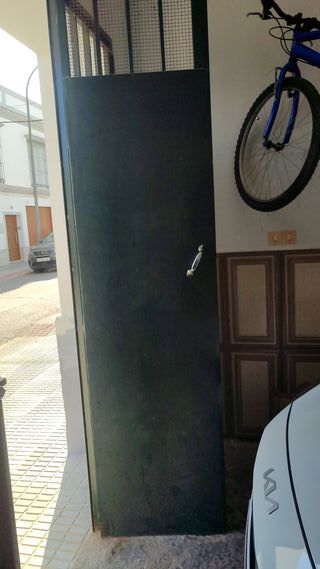 Puerta de cochera abatible 4 hojas sin marco