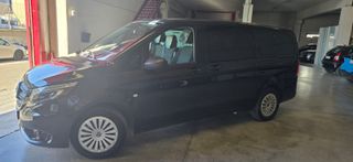 Mercedes-Benz Vito  Tourer Negro 8 plazas año 2022