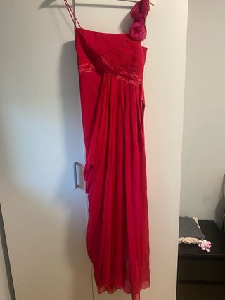 Vestido de fiesta fucsia