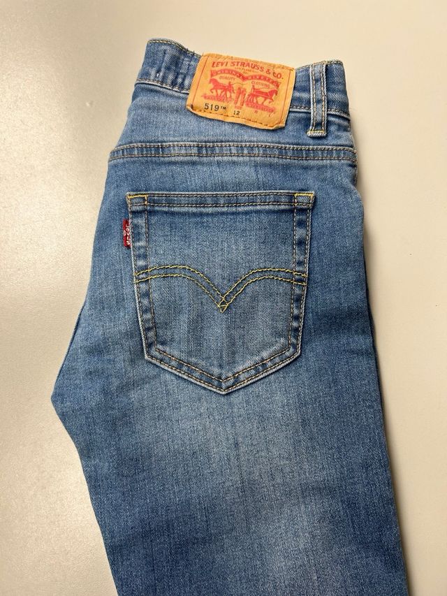 Vaqueros Levi's 519 Extreme Skinny Azules