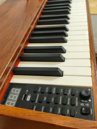 Piano Digital 88 teclas