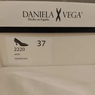 Zapatos ante rosa maquillaje de Daniela Vega 
