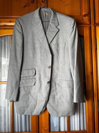 Traje gris Yves Saint Laurent Gris