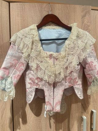 Traje de Fallera Beige y Rosa 
fallera mayor inf.