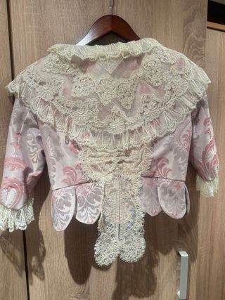 Traje de Fallera Beige y Rosa 
fallera mayor inf.