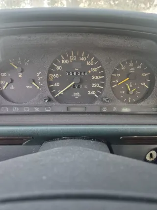 Mercedes-Benz 300TD 1989