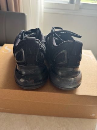 Zapatillas Nike Air Max 720 Negras