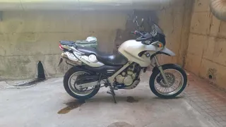 BMW F650GS Motocicleta
