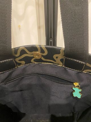 Bolso Tous Negro y Dorado