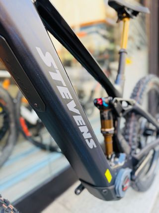 Bicicleta Eléctrica Stevens E-Inception AM 9.7.1