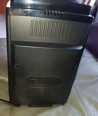Cafetera Automática Delonghi Magnifica Start
