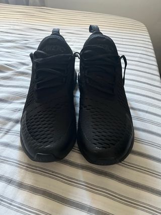 Nike Air Max 270 Negras