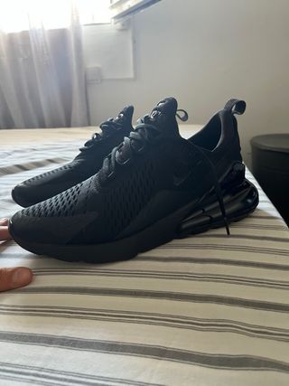Nike Air Max 270 Negras