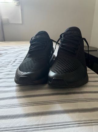 Nike Air Max 270 Negras