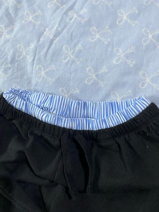 Pantalón de felpa negro