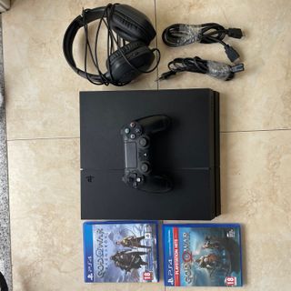 PlayStation 4 (PS4) + Mando Original + Auriculares