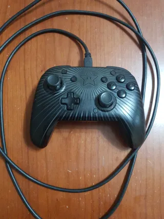 Mando Pro PDP Mario Star Nintendo Switch