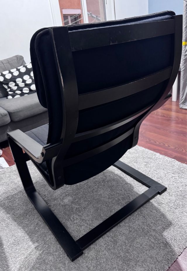 Silla Mecedora Negra Ikea tiene algunos rayones
