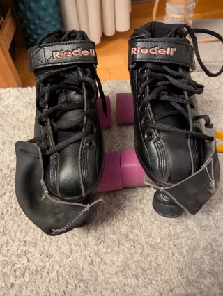 Patines Riedell R3 Quad + 2 juegos ruedas + tacos
