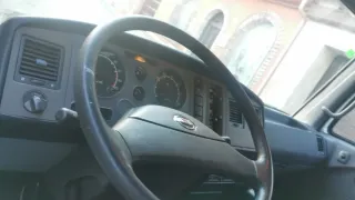 Nissan Atleon 2010