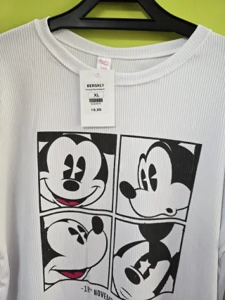 Camiseta Mickey Mouse.Talla XL grande.CON ETIQUETA