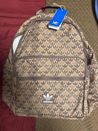 Mochila Adidas Original con Estampado