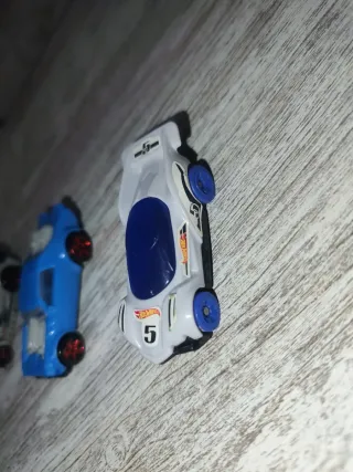 Lotto di 5 auto Hot Wheels