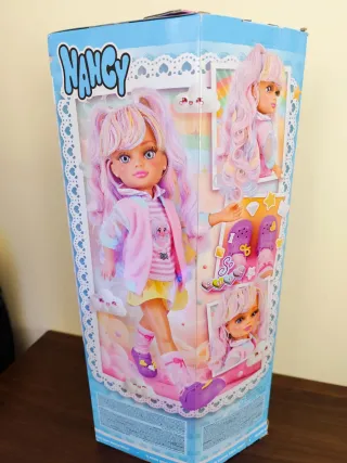 Muñeca Nancy Charms in Style