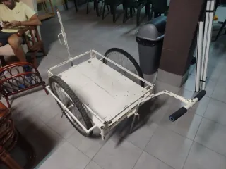 Carro de pesca con ruedas