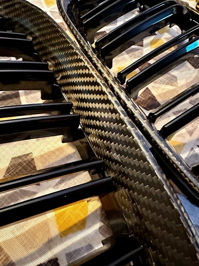 Rejillas BMW E90 E92 E93 M3 328I 335I (07-11)