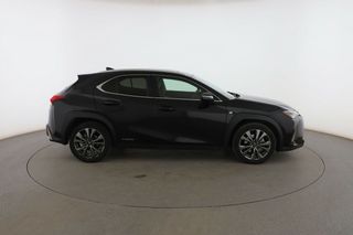 Lexus UX 250h F SPORT