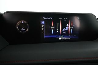 Lexus UX 250h F SPORT