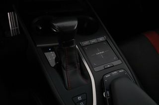 Lexus UX 250h F SPORT