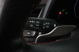 Lexus UX 250h F SPORT