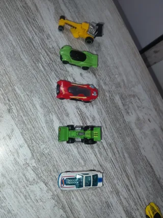 Lotto 5 Auto Hot Wheels