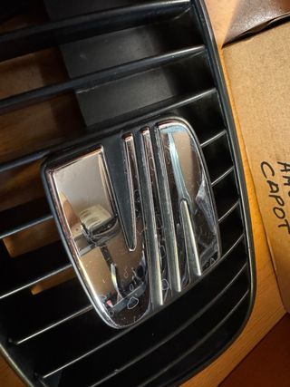 Calandra SEAT AROSA