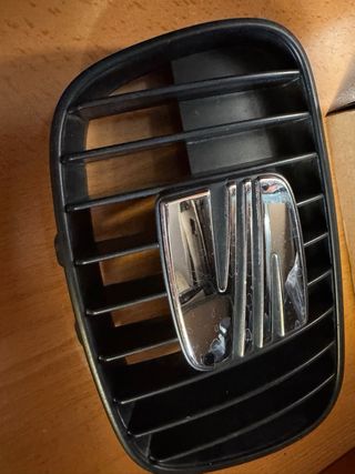 Calandra SEAT AROSA